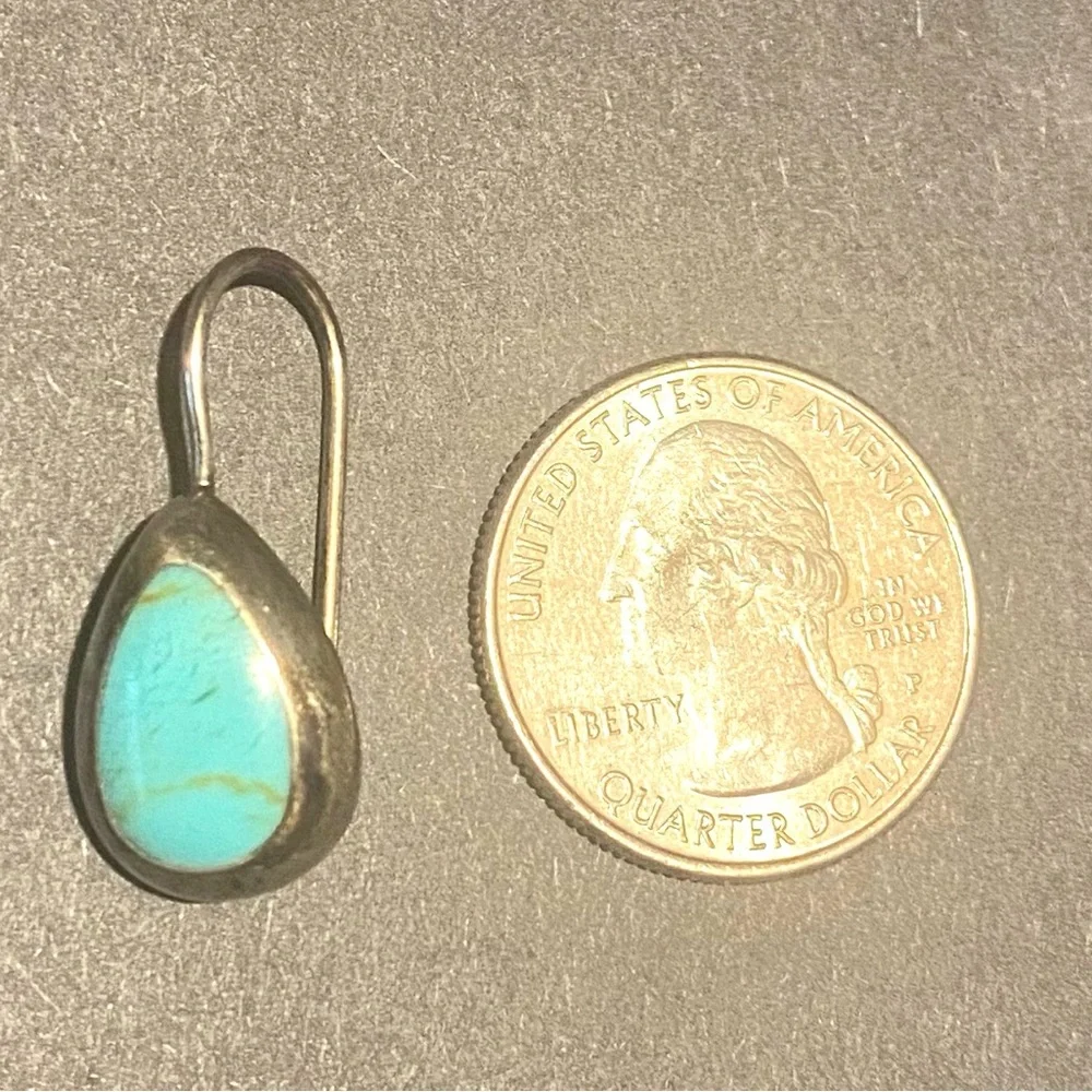 Teal Necklace and Earrings - Picture 5 of 5